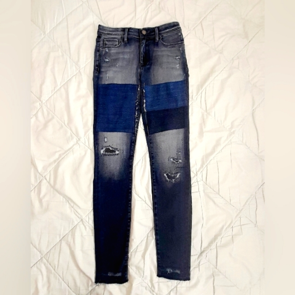Fidelity Denim Sola Mid Rise Ankle Sea Salt Size 25 Waist 26 Distressed